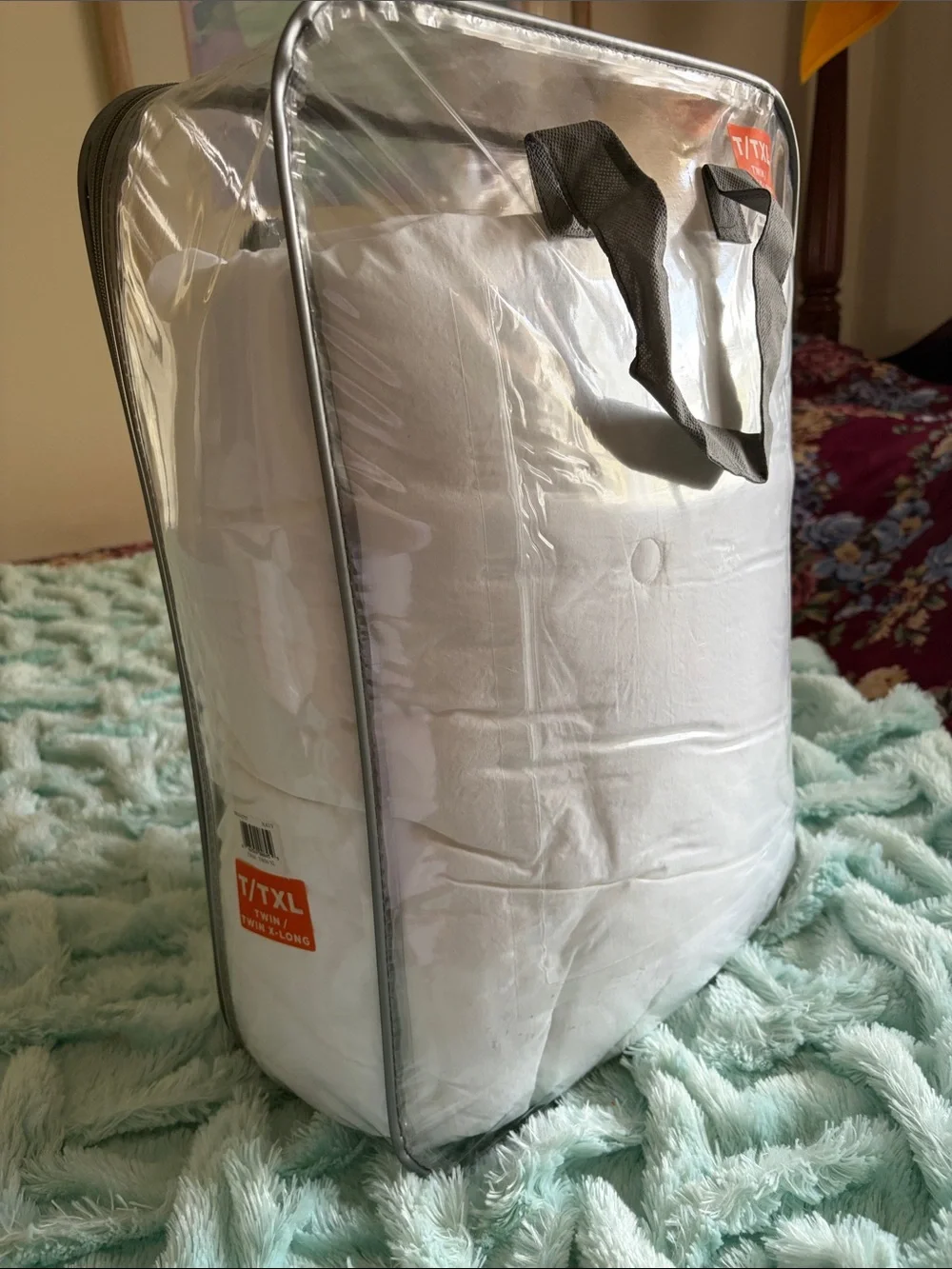 Nautica White Twin XL Plush Down Alternative Comforter